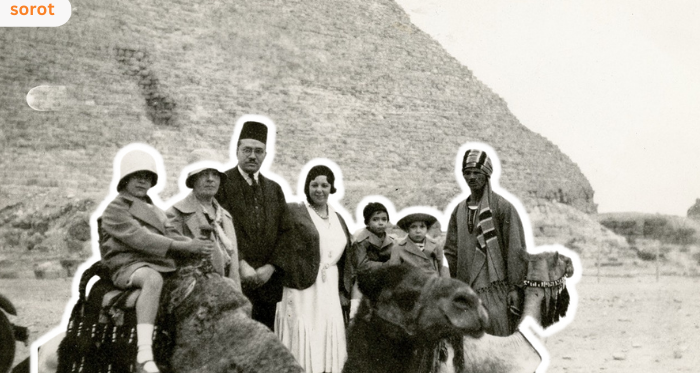 AHMAD ZAKI ABU SHADI PENYAIR ARAB ALIRAN ROMANTISME Semilir